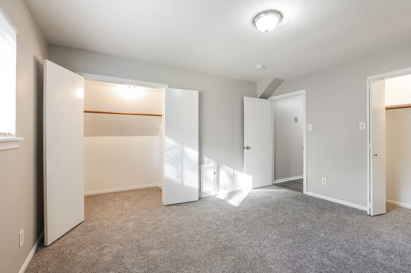 2,470/Mo, 11715 Gardenglen Dr Houston, TX 77070 Bedroom View 3