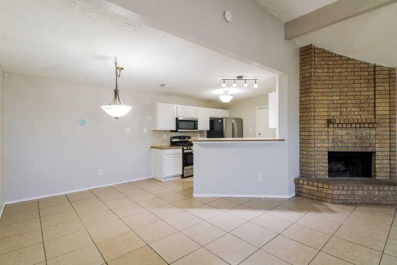 1,660/Mo, 15503 Boulder Oaks Dr Houston, TX 77084 Kitchen View