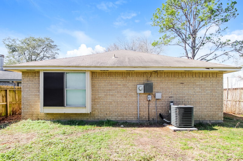 1,660/Mo, 15503 Boulder Oaks Dr Houston, TX 77084 Rear View