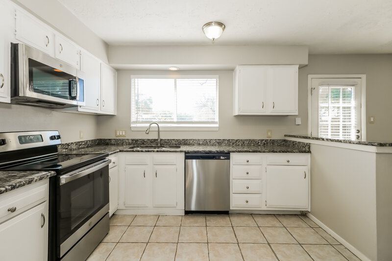 1,860/Mo, 6403 Bazel Brook Dr Missouri City, TX 77489 Kitchen View