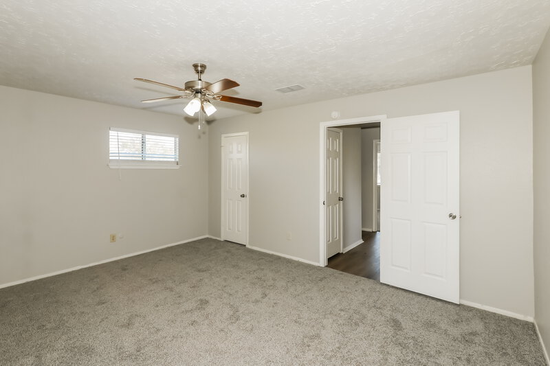 1,860/Mo, 6403 Bazel Brook Dr Missouri City, TX 77489 Main Bedroom View 2