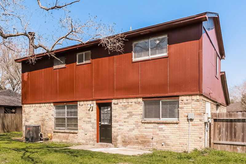 1,860/Mo, 6403 Bazel Brook Dr Missouri City, TX 77489 Rear View