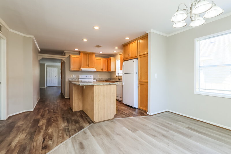 1,715/Mo, 21438 Cherry Canyon Ln Tomball, TX 77375 Dining Room View