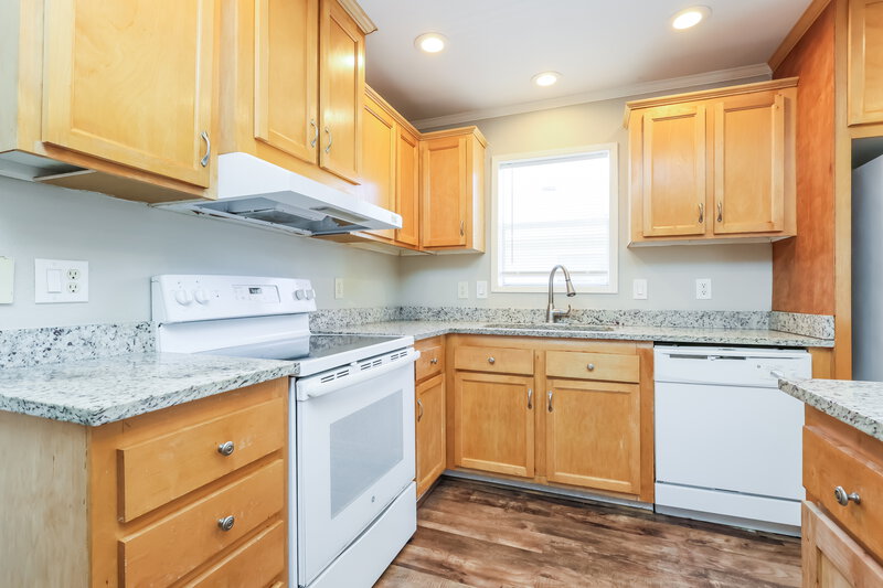 1,715/Mo, 21438 Cherry Canyon Ln Tomball, TX 77375 Kitchen View