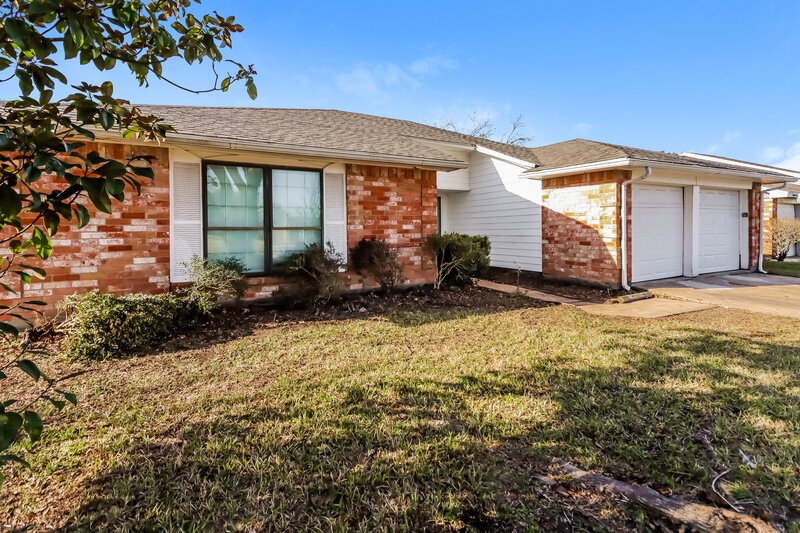 1,810/Mo, 16706 Quail Meadow Dr Missouri City, TX 77489 Front View