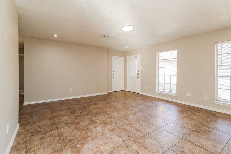 1,695/Mo, 23903 Lestergate Dr Spring, TX 77373 Living Room View