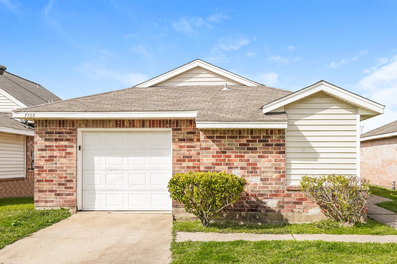 1,795/Mo, 7728 Ellis Dr Missouri City, TX 77489 External View