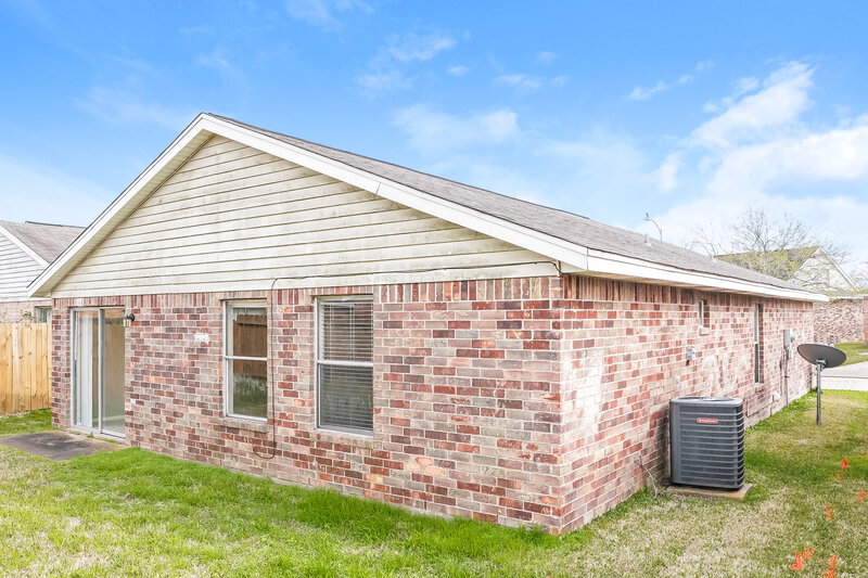 1,795/Mo, 7728 Ellis Dr Missouri City, TX 77489 Rear View 2