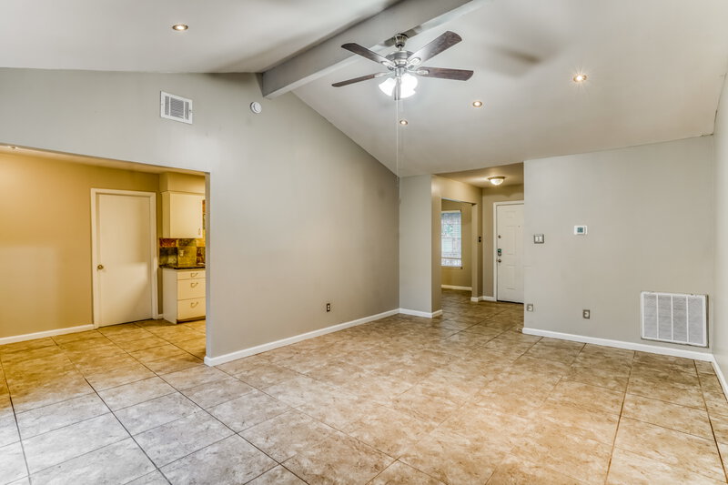 1,680/Mo, 22630 Leedstown Ln Katy, TX 77449 Living Room View