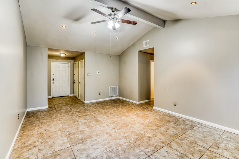 1,680/Mo, 22630 Leedstown Ln Katy, TX 77449 Living Room View 2