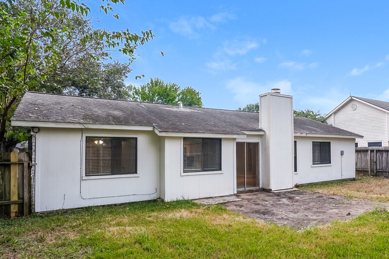 1,680/Mo, 22630 Leedstown Ln Katy, TX 77449 Rear View
