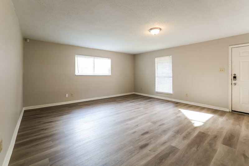 1,715/Mo, 5606 Drakestone Blvd Houston, TX 77053 Main Bedroom View