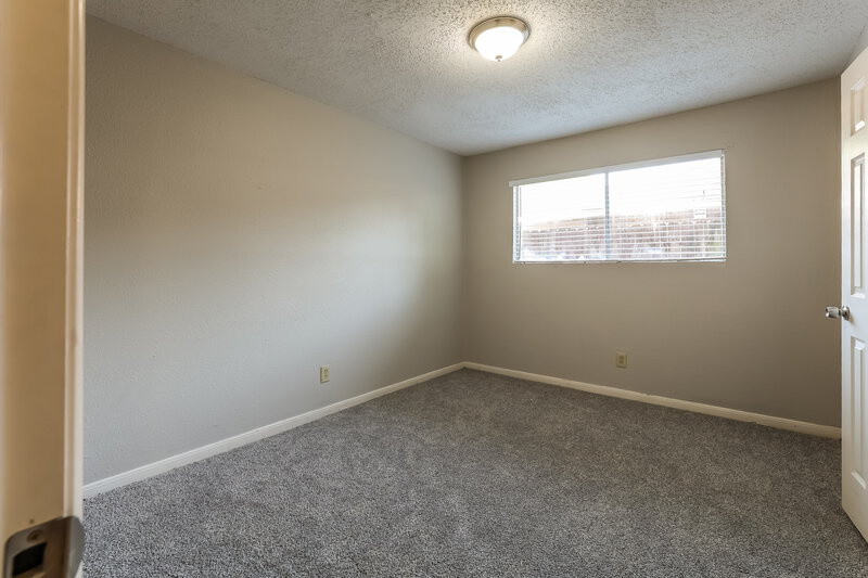1,715/Mo, 5606 Drakestone Blvd Houston, TX 77053 Bedroom View 3