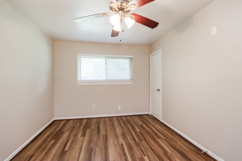 1,580/Mo, 14234 Juliedale Dr Humble, TX 77396 Main Bedroom View 2
