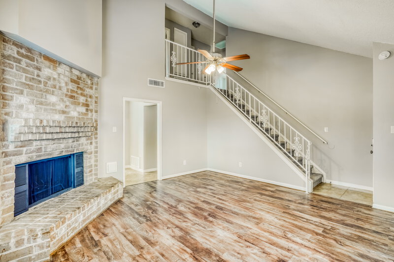 1,875/Mo, 11830 Perry Rd Houston, TX 77064 Living Room View 2