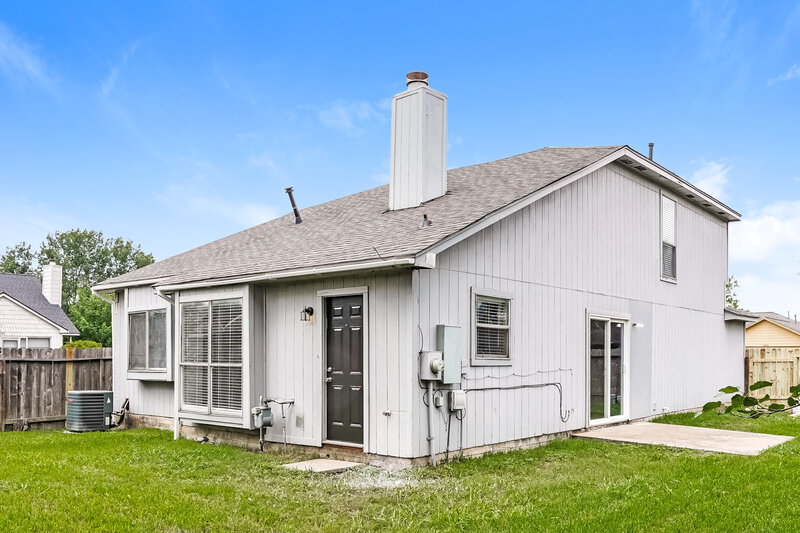 1,885/Mo, 5939 Berkridge Dr Houston, TX 77053 Rear View