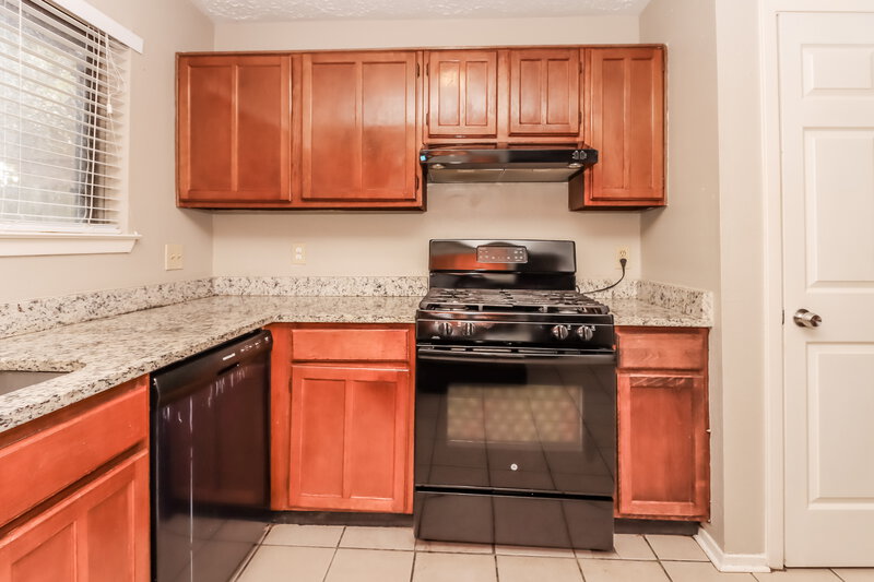 2,310/Mo, 2007 Highcrest Dr Missouri City, TX 77489 Kitchen View