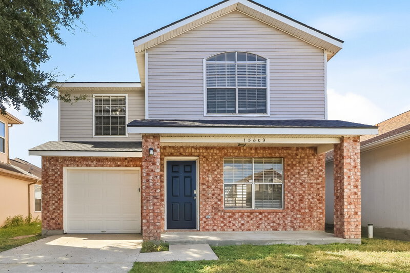 3 Bedroom House – 15609 Aiken Ln, Houston, TX 77032