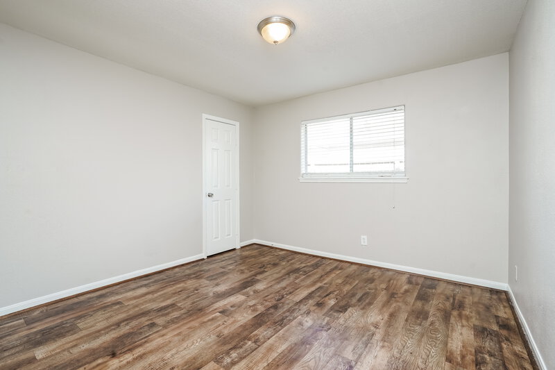 2,005/Mo, 4210 Lemon Tree Ln Houston, TX 77088 Bedroom View 2