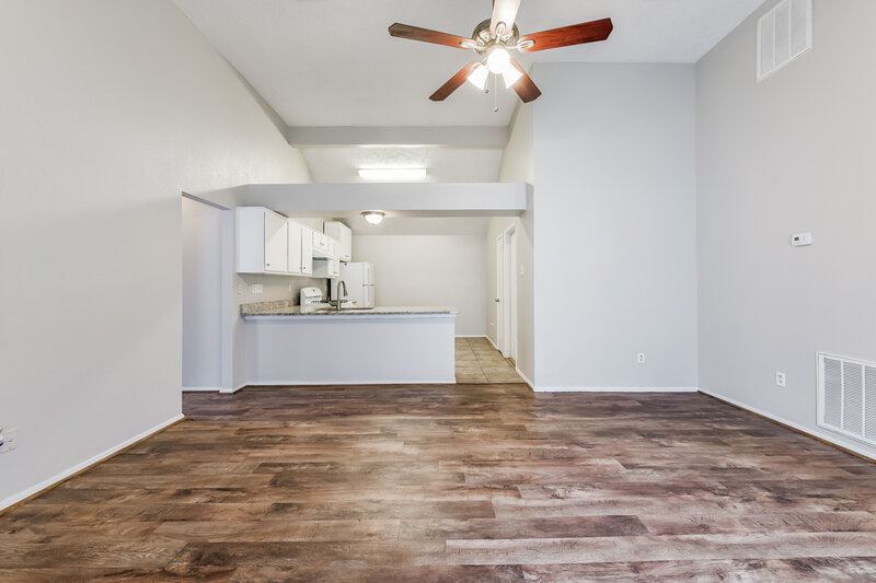 1,720/Mo, 9323 Crescent Moon Dr Houston, TX 77064 Dining Room View