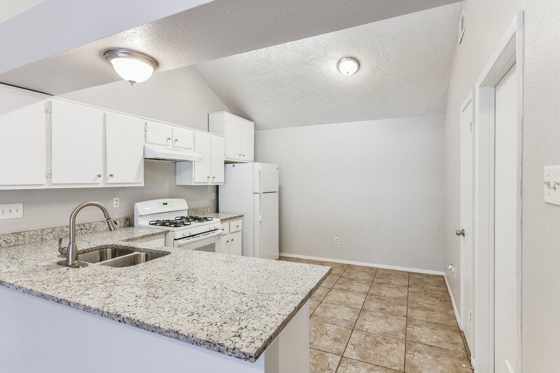1,720/Mo, 9323 Crescent Moon Dr Houston, TX 77064 Kitchen View