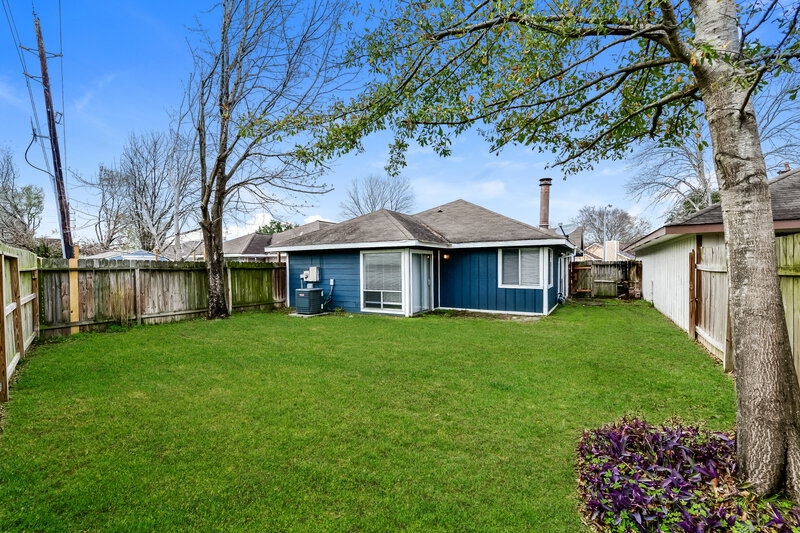1,720/Mo, 9323 Crescent Moon Dr Houston, TX 77064 Rear View