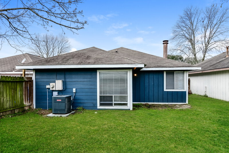 1,720/Mo, 9323 Crescent Moon Dr Houston, TX 77064 Rear View 2