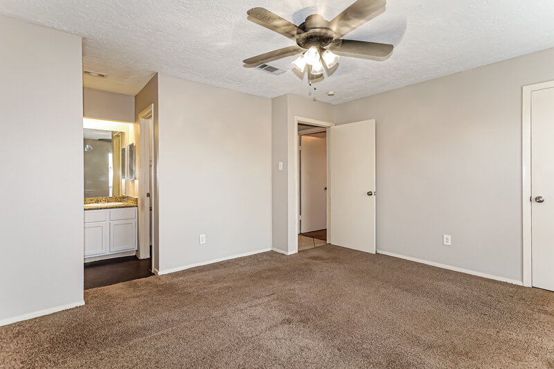1,475/Mo, 13251 Bunker Hill Willis, TX 77318 Main Bedroom View 2