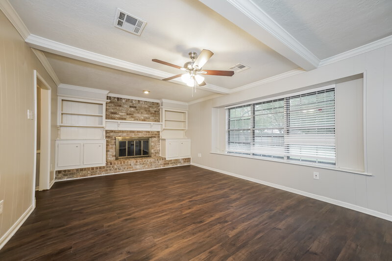 2,195/Mo, 17019 Lazy Hill Ln Spring, TX 77379 Living Room View 2