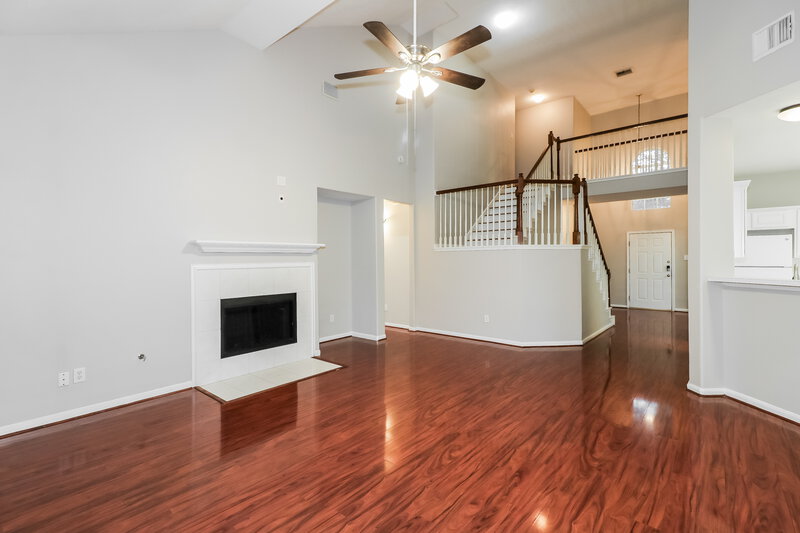 2,475/Mo, 8919 Green Ray Dr Houston, TX 77095 Living Room View 2