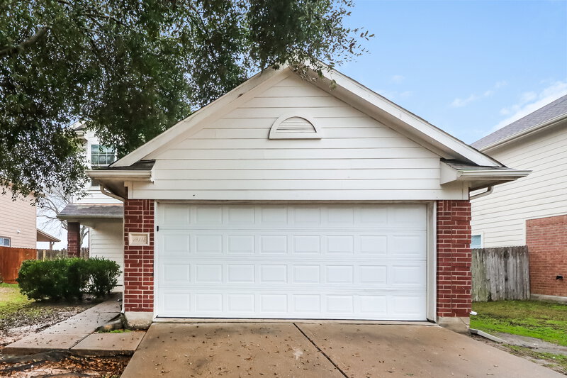 1,990/Mo, 19315 Montclair Meadow Lan Katy, TX 77449 External View
