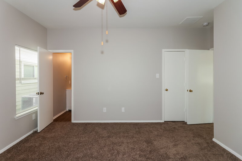 1,820/Mo, 6415 Provident Green Dr Katy, TX 77449 Main Bedroom View