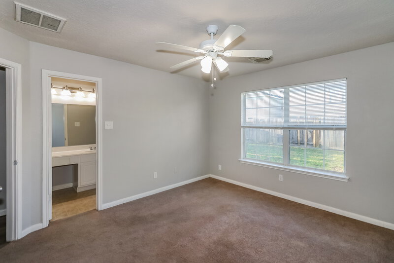 1,680/Mo, 3559 Fuller Bluff Dr Spring, TX 77386 Main Bedroom View