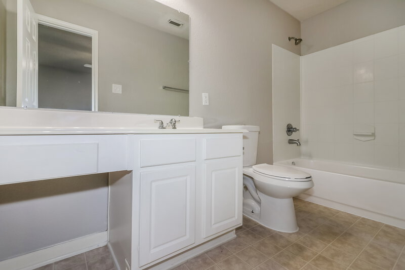 1,680/Mo, 3559 Fuller Bluff Dr Spring, TX 77386 Main Bathroom View