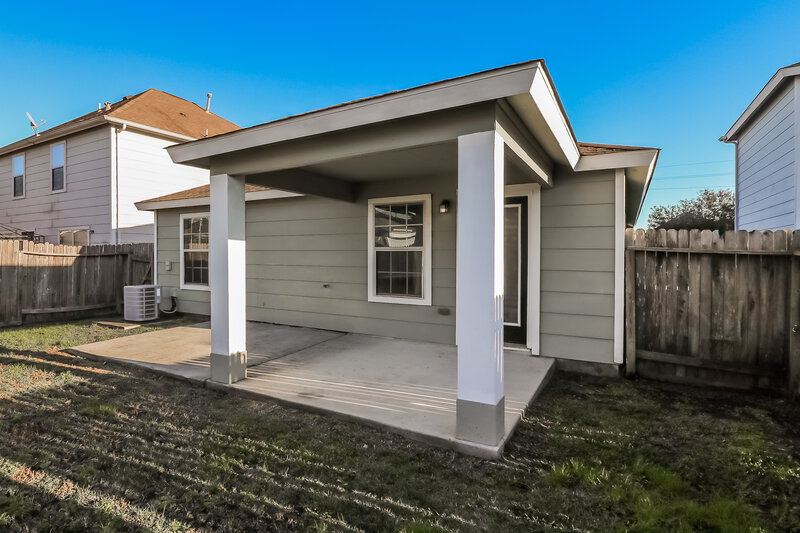 1,680/Mo, 3559 Fuller Bluff Dr Spring, TX 77386 Rear View