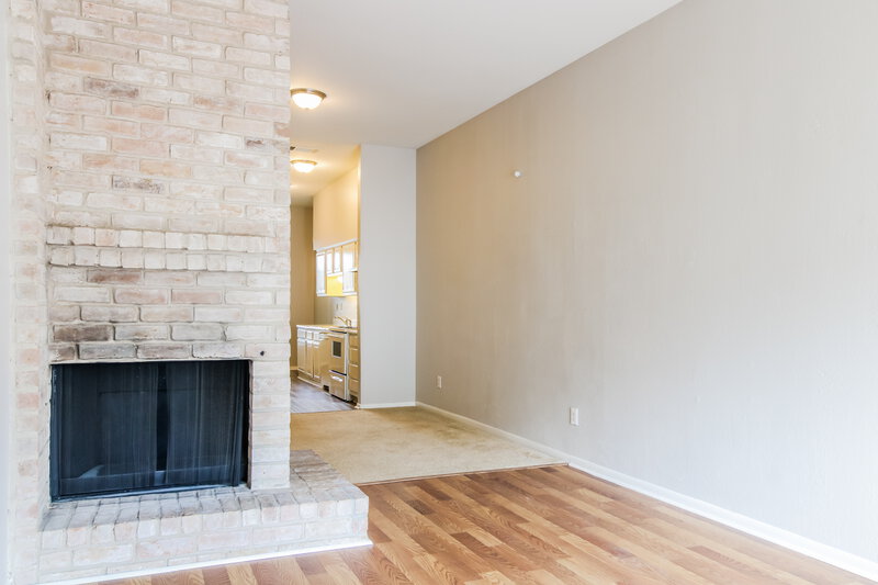 1,680/Mo, 7922 Grow Ln Houston, TX 77040 Living Room View