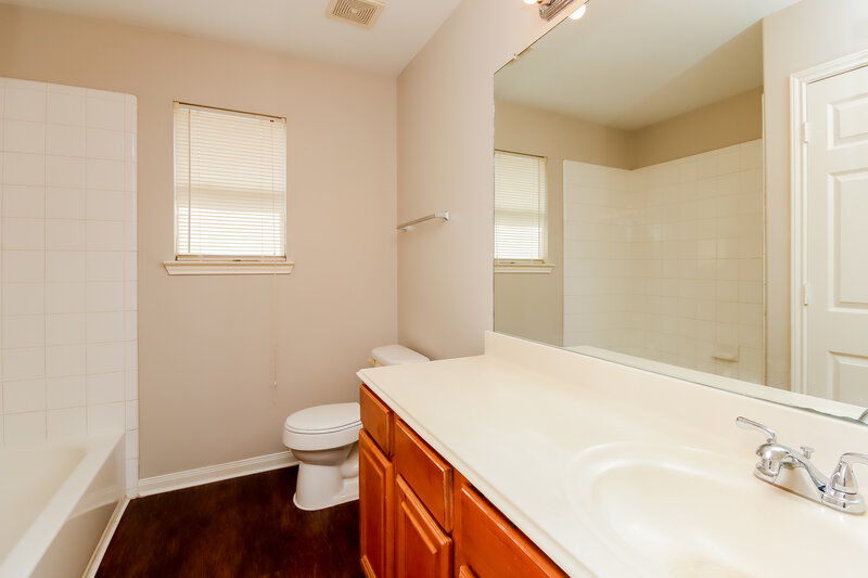 2,195/Mo, 6022 Fergis Dr Katy, TX 77449 Bathroom View