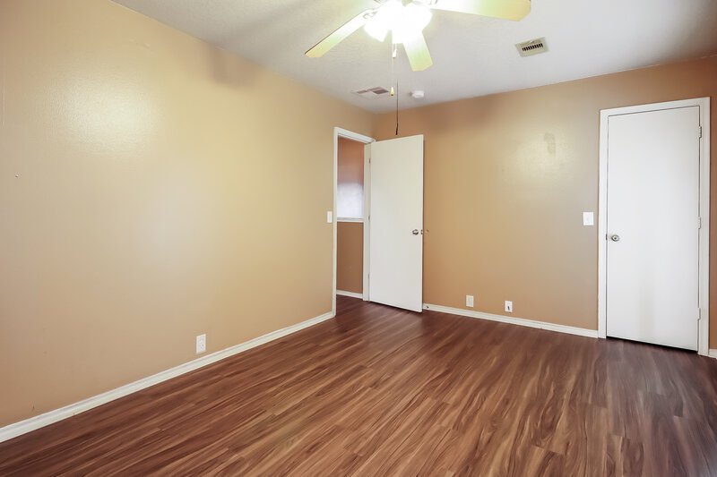 1,685/Mo, 18810 Sandelford Dr Katy, TX 77449 Bedroom View