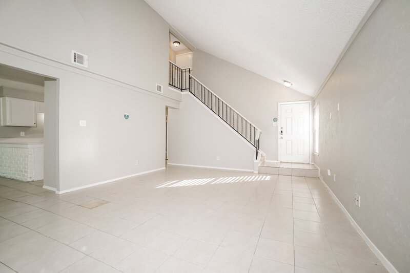 2,280/Mo, 5403 Sweetwind Ln Spring, TX 77373 Living Room View 2