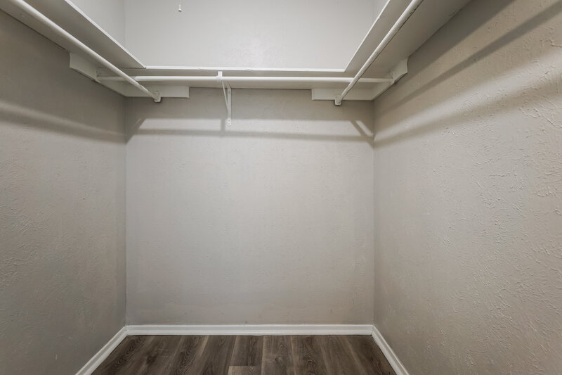 2,280/Mo, 5403 Sweetwind Ln Spring, TX 77373 Walk In Closet View