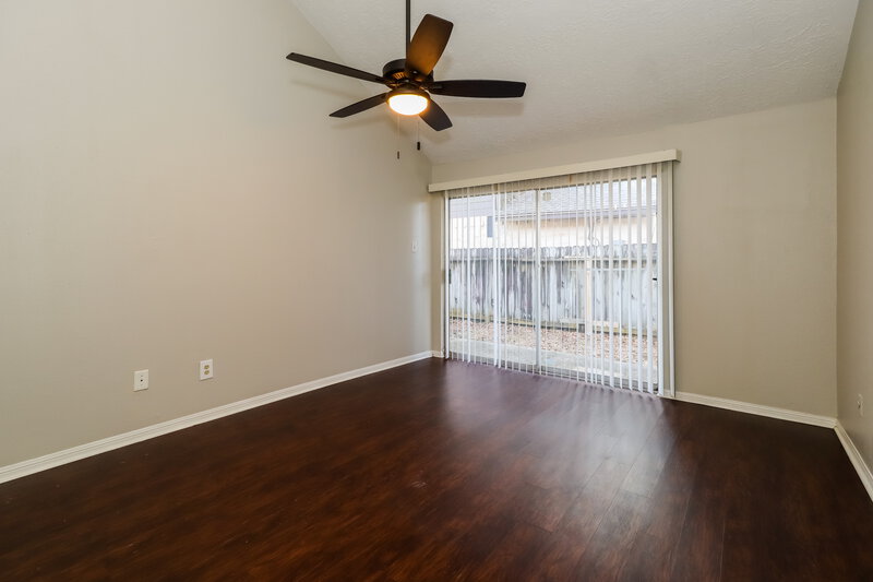1,675/Mo, 16807 Capewood Dr Humble, TX 77396 Main Bedroom View 2