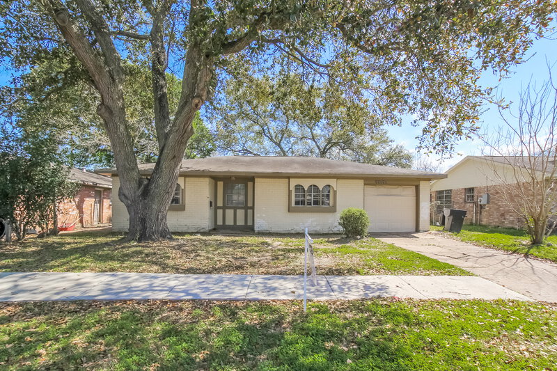 1,495/Mo, 11747 Murr Way Houston, TX 77048 Front View