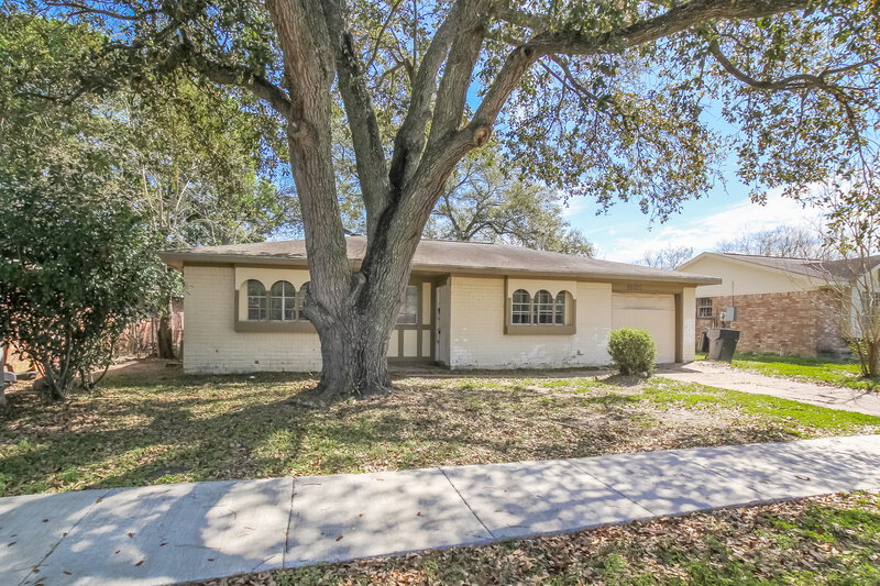 1,495/Mo, 11747 Murr Way Houston, TX 77048 Front View 2