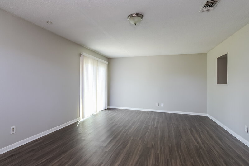 1,495/Mo, 11747 Murr Way Houston, TX 77048 Family Room View