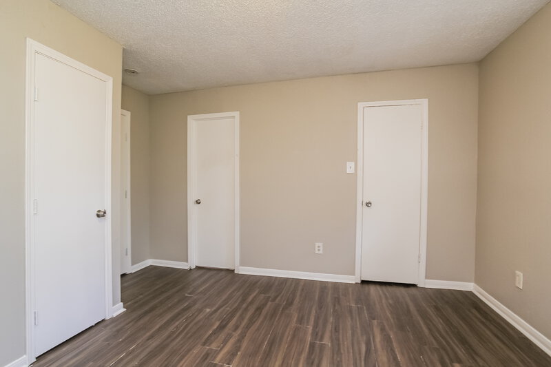 1,495/Mo, 11747 Murr Way Houston, TX 77048 Master Bedroom View 2