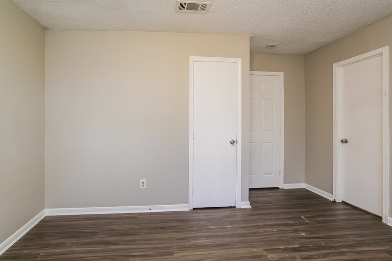 1,495/Mo, 11747 Murr Way Houston, TX 77048 Master Bedroom View 3