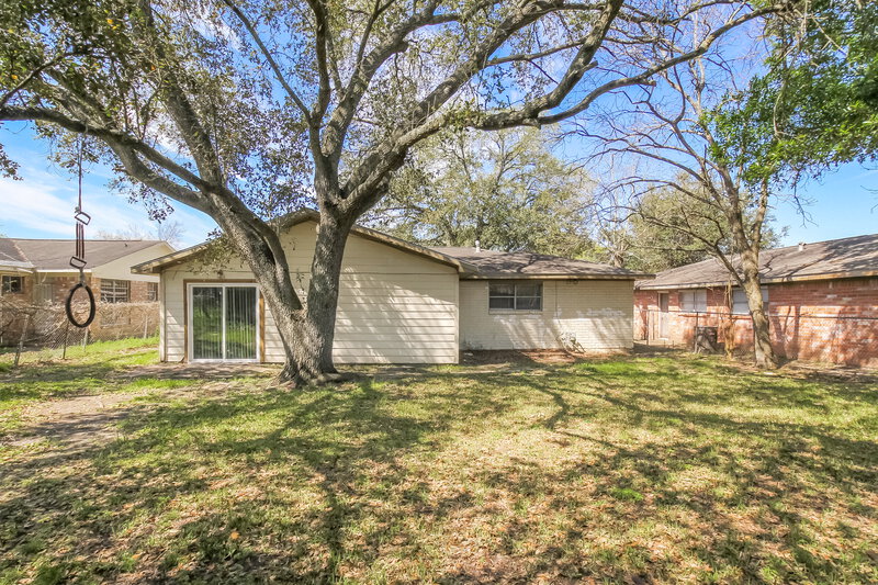 1,495/Mo, 11747 Murr Way Houston, TX 77048 Rear View
