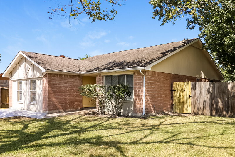 1,560/Mo, 13427 Boonway Dr Houston, TX 77045 Misc View