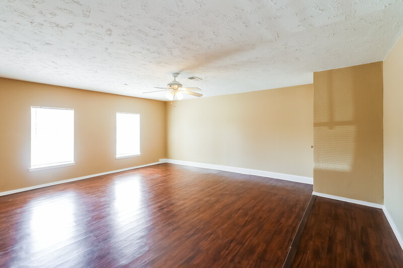 1,560/Mo, 13427 Boonway Dr Houston, TX 77045 Misc View 3