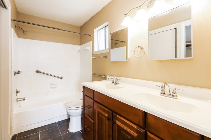 1,560/Mo, 13427 Boonway Dr Houston, TX 77045 Misc View 11